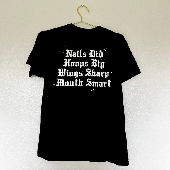 BELLA DÓNA - Picture 2 of 3